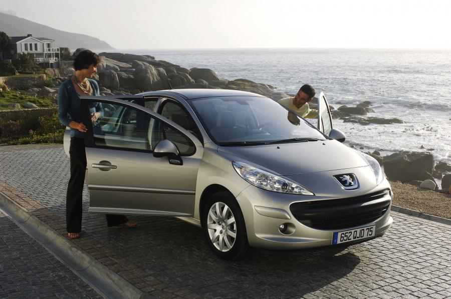  Peugeot 207 2006 года  (фото 147 из 180)